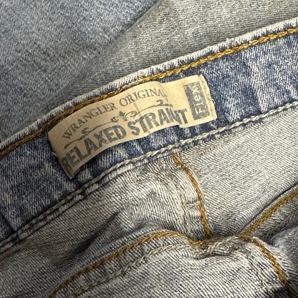 Wrangler Originals | Stained Straight Light Blue Jeans | 32X32 - Picture 4 of 8